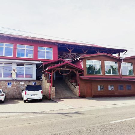 Restaurant And Pension Stenly Spissky Stvrtok Exterior foto